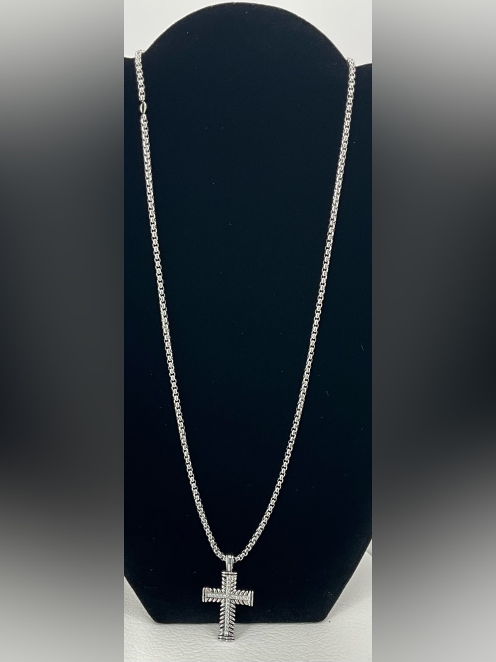 David Yurman Silver Chevron Cross Pendant Necklace 23”